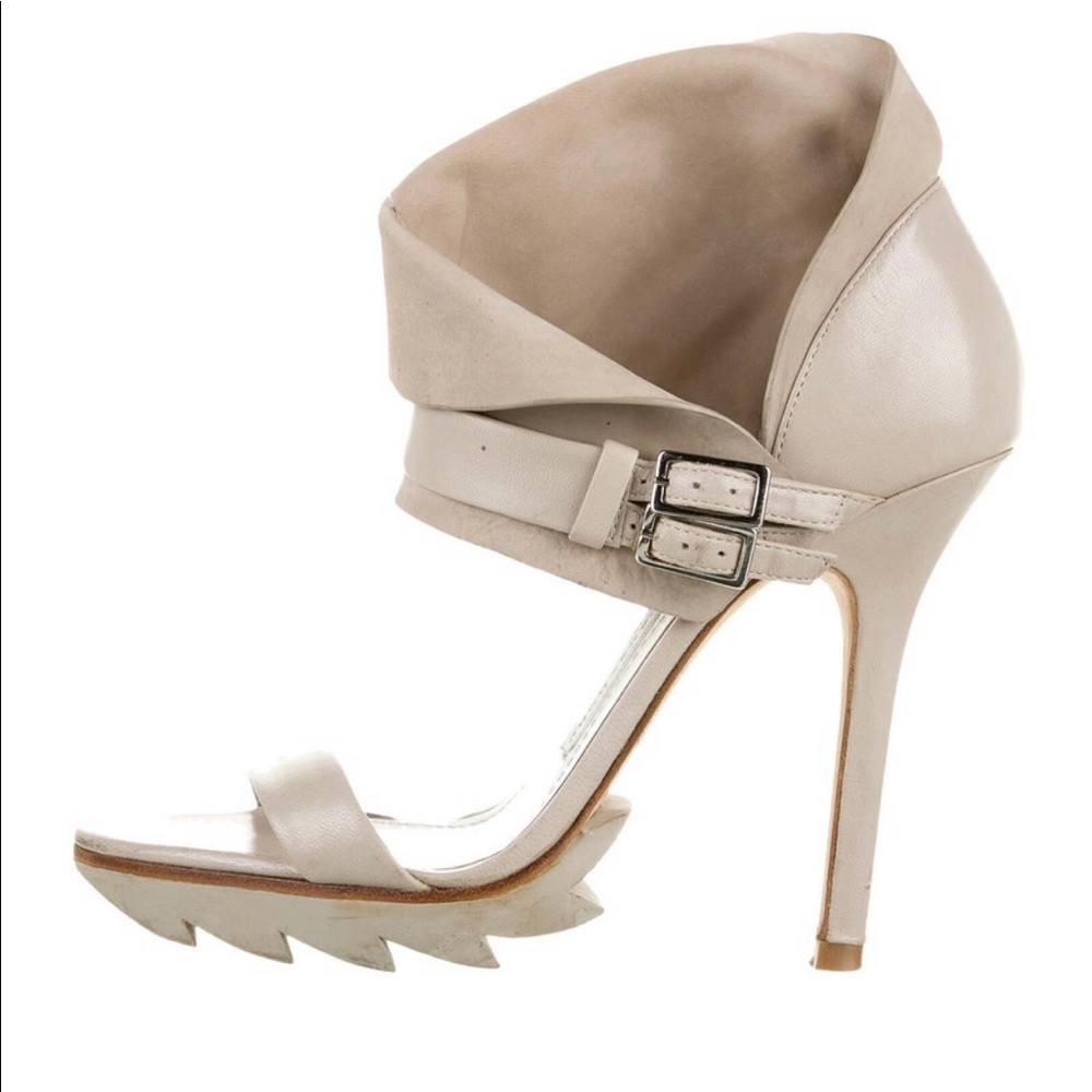 Camilla Skovgaard heels